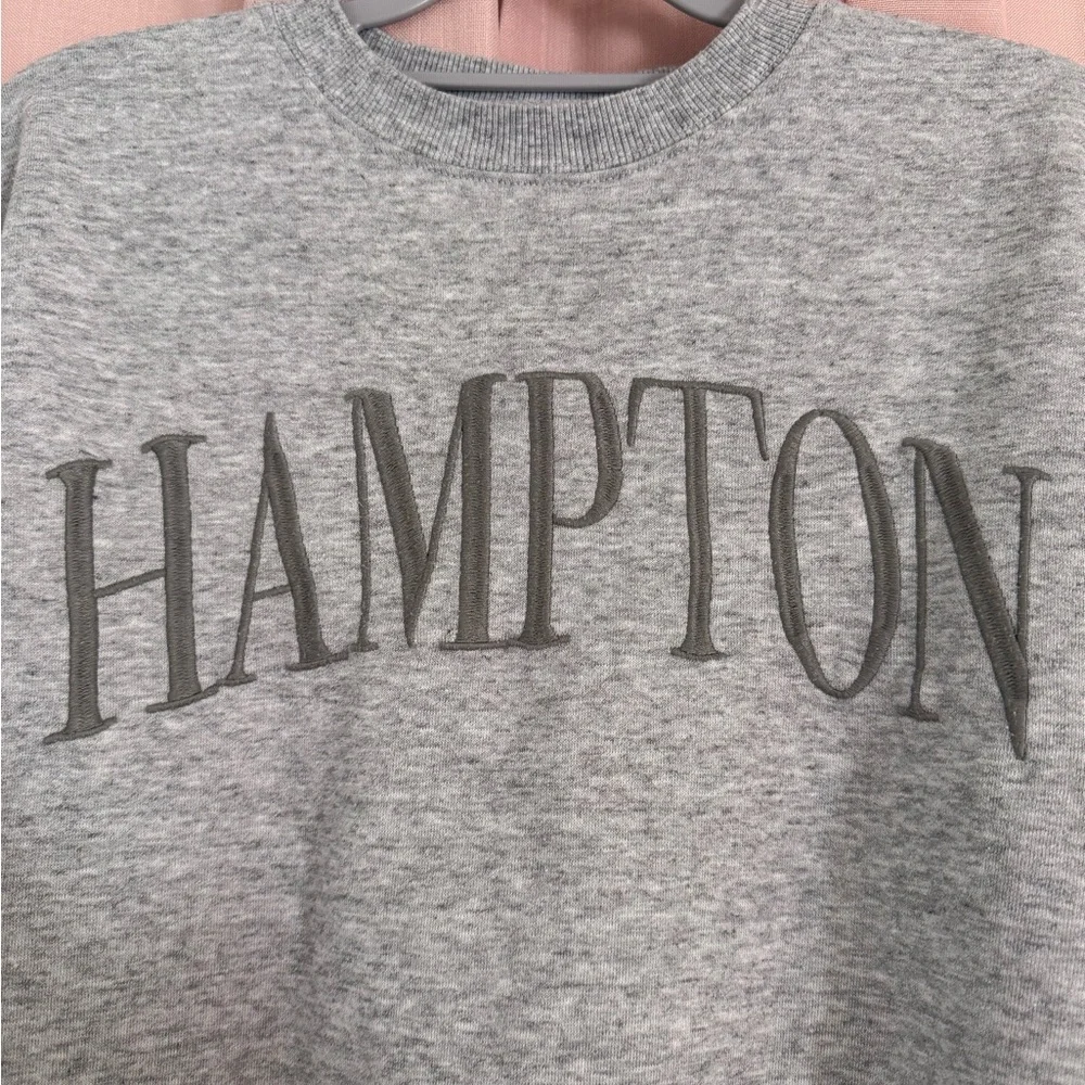 Hampton Gray Women's Sweatshirt - Picture 2 of 4